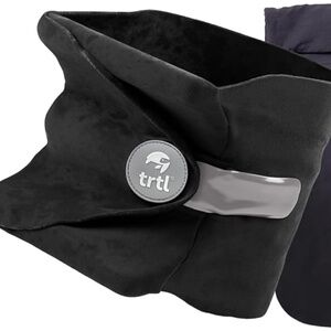 trtl Travel Pillow | Black